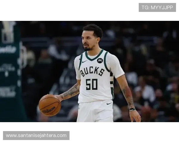 雄鹿送科尔安东尼科菲换理查兹